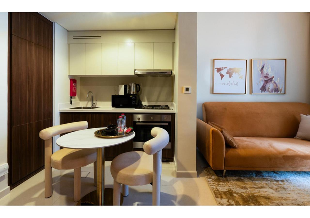 Keyrock Living - Reva 1br With View Apartment *